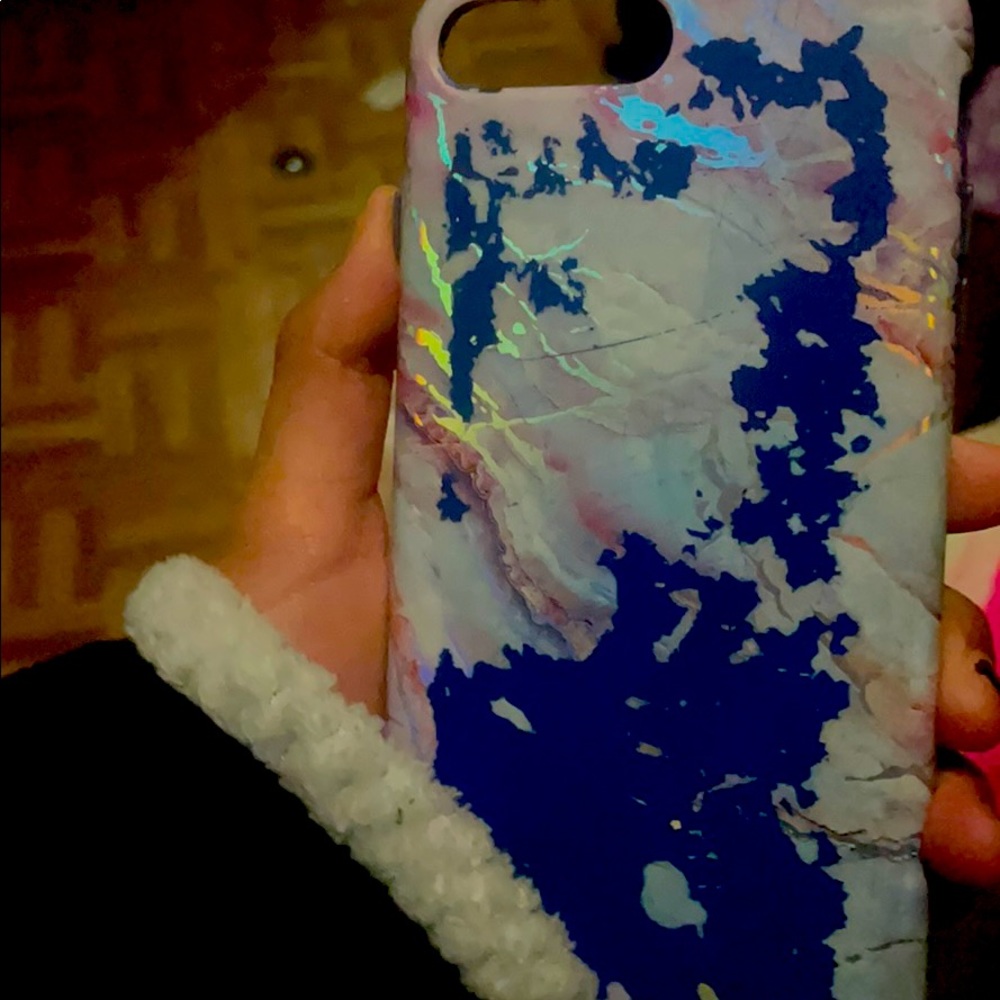 An iPhone 7 + phone case